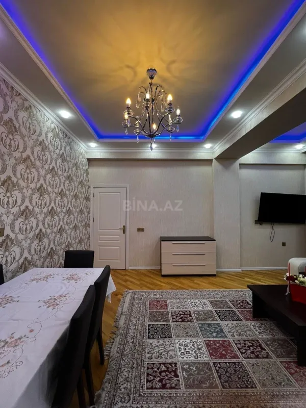 Satılır 3 otaqlı mənzil 117 m²