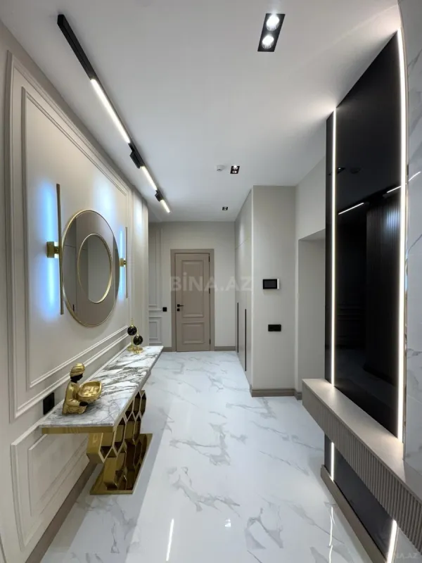 Satılır 3 otaqlı mənzil 98 m²