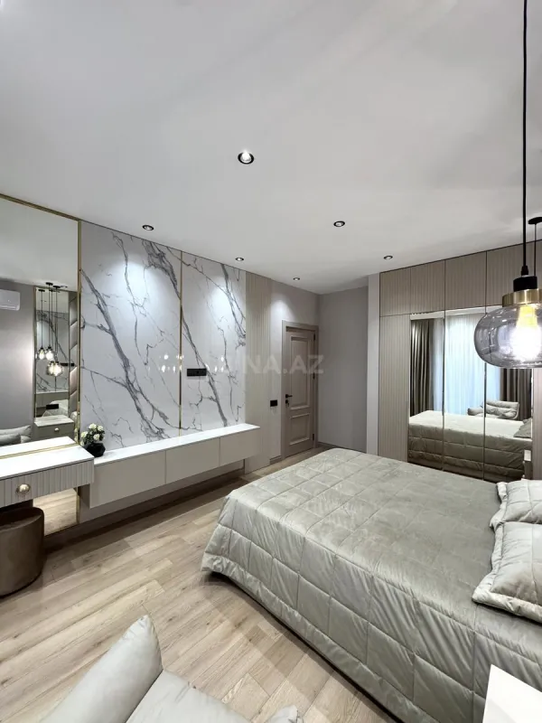 Satılır 3 otaqlı mənzil 98 m²