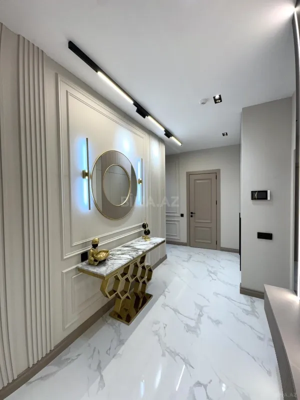 Satılır 3 otaqlı mənzil 98 m²