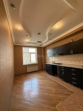 Satılır 2 otaqlı mənzil 82 m²