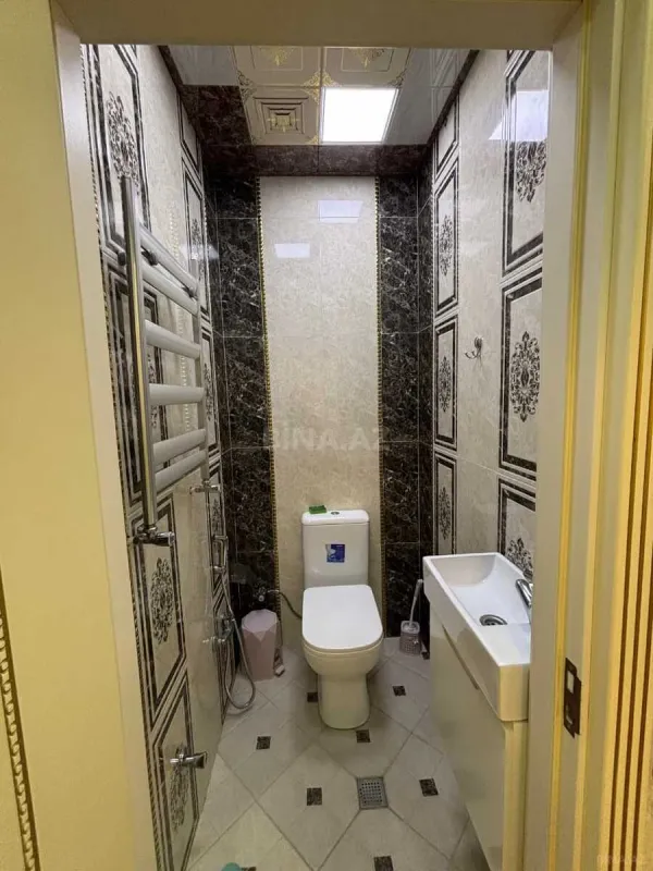 Satılır 2 otaqlı mənzil 78 m²