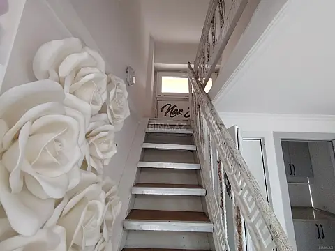 Satılır obyekt 65 m²