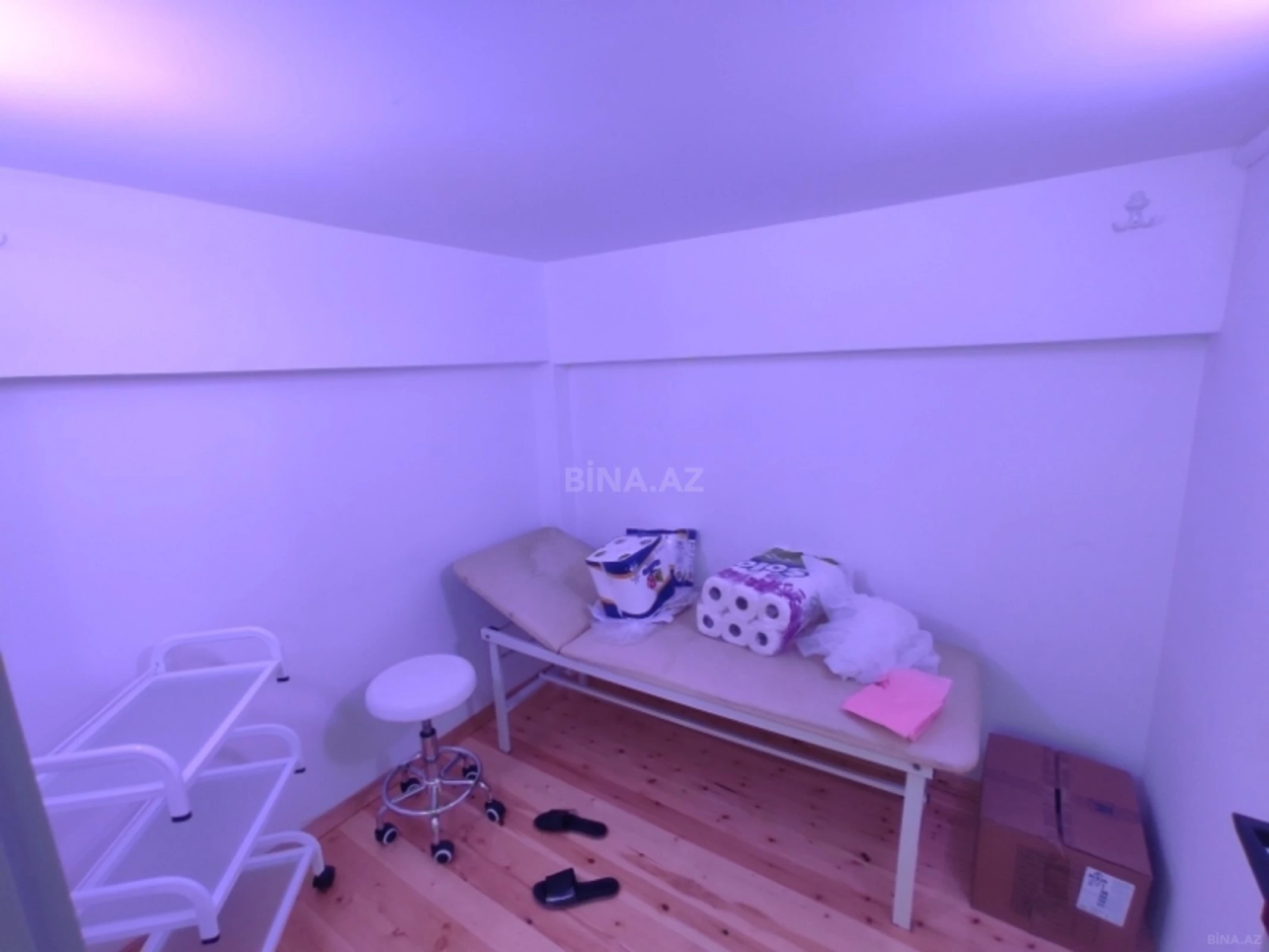 Satılır obyekt 65 m²