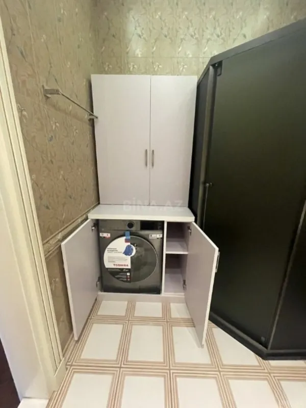 Kirayə verilir 3 otaqlı mənzil 153 m²