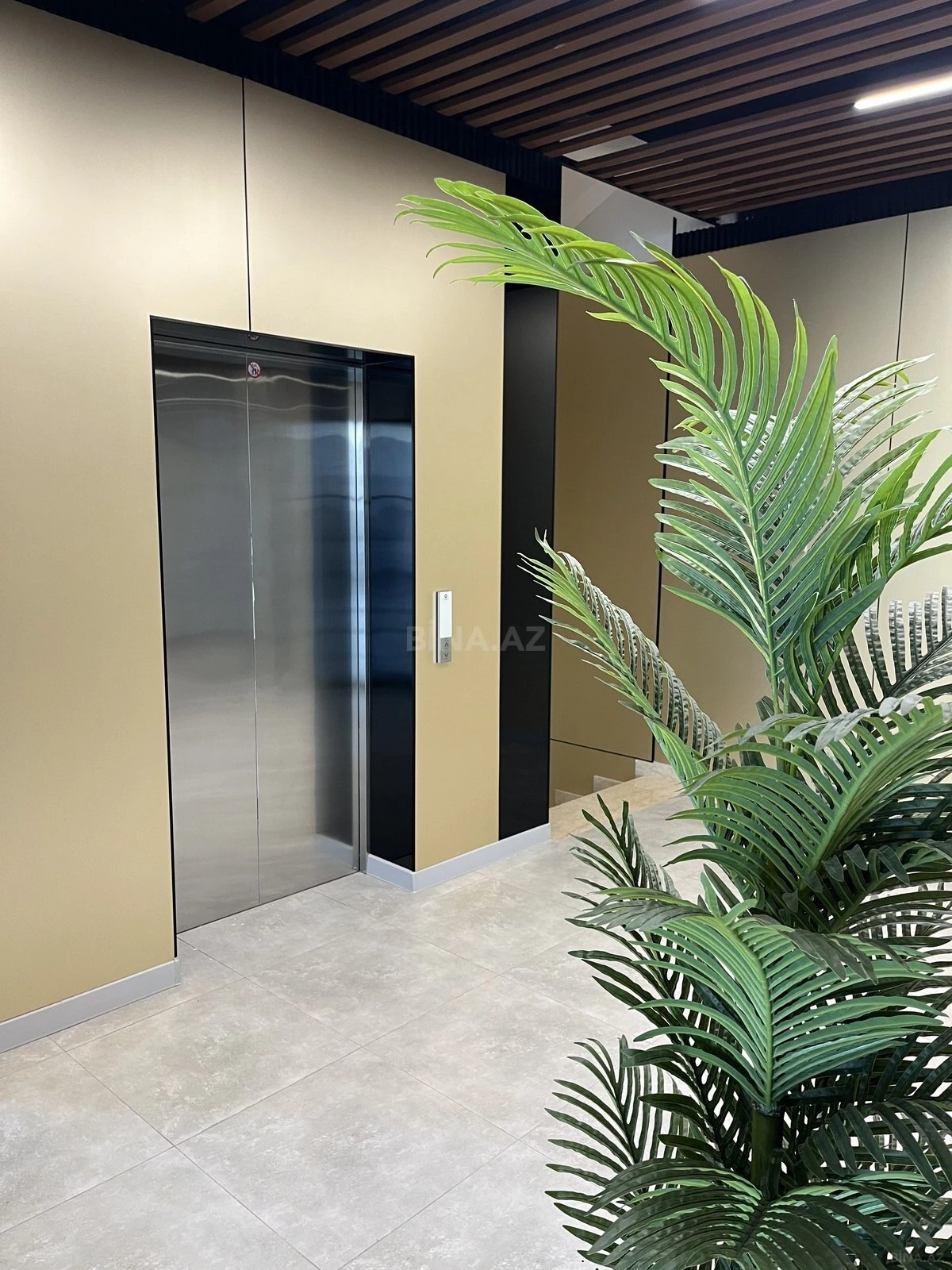 Kirayə verilir 3 otaqlı ofis 60 m²