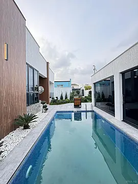 Satılır 4 otaqlı həyət evi 200 m²