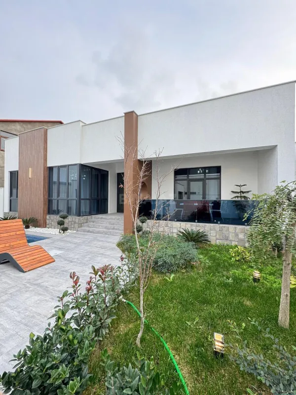 Satılır 4 otaqlı həyət evi 200 m²