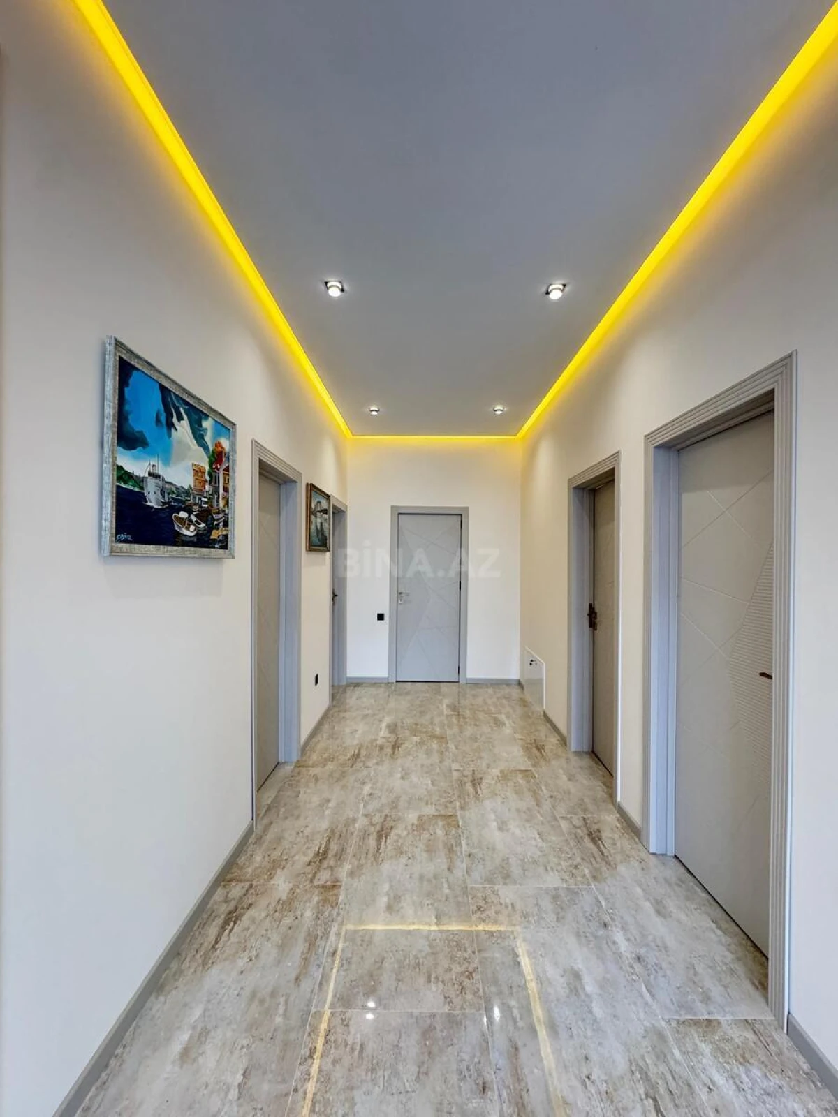 Satılır 4 otaqlı həyət evi 200 m²
