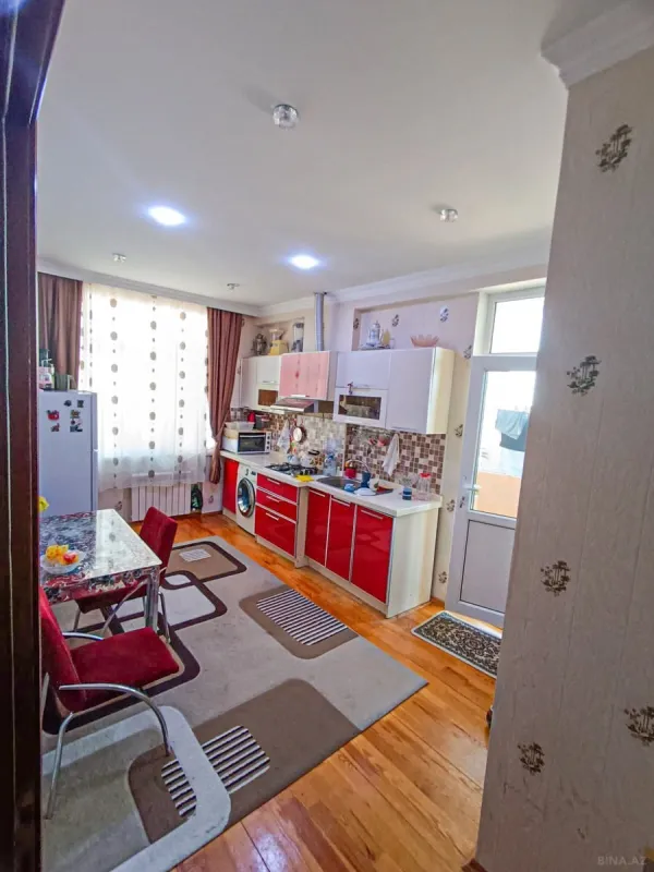 Satılır 3 otaqlı mənzil 103 m²