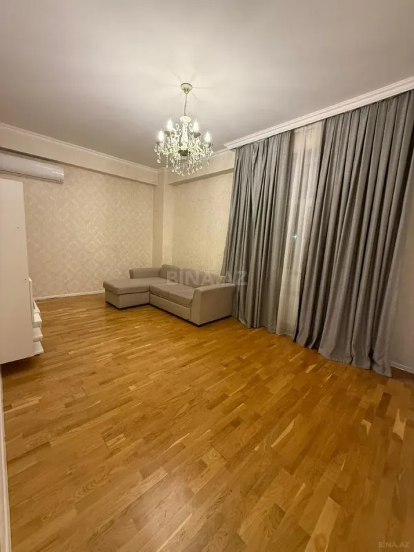 Satılır 3 otaqlı mənzil 84 m²