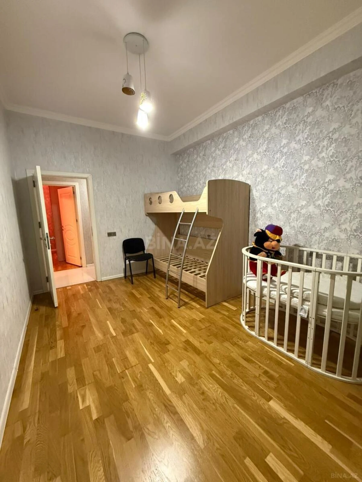Satılır 3 otaqlı mənzil 84 m²