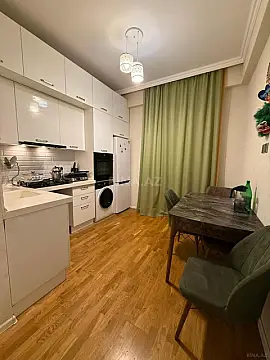 Satılır 3 otaqlı mənzil 84 m²