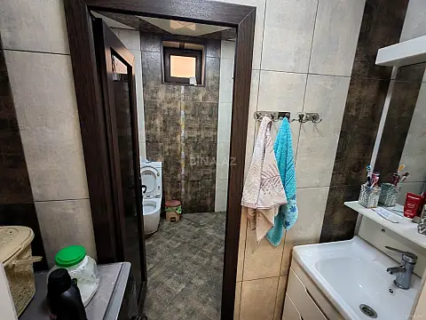 Satılır 5 otaqlı həyət evi 180 m²