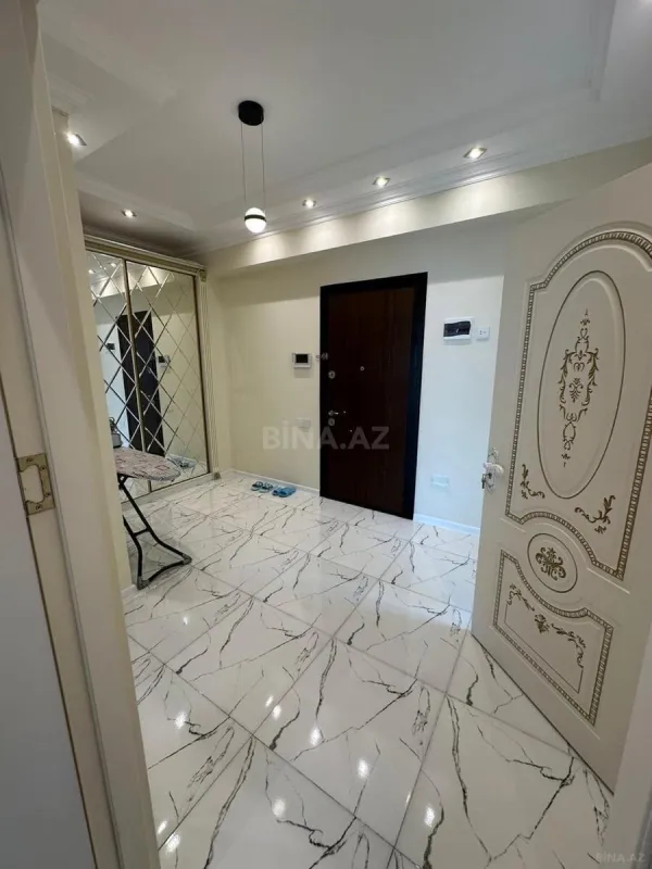 Satılır 2 otaqlı mənzil 66 m²