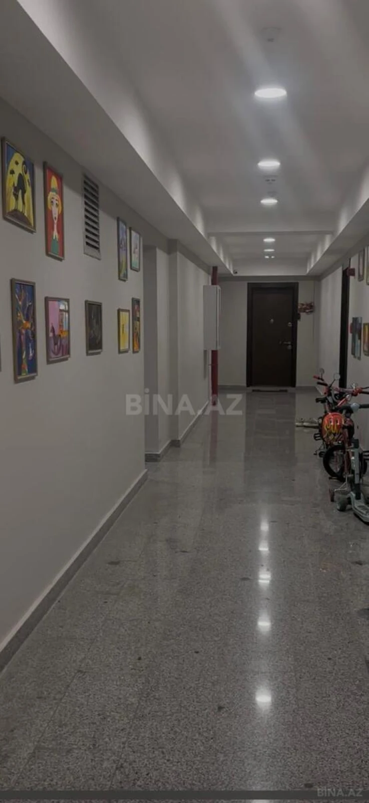 Satılır 2 otaqlı mənzil 66 m²