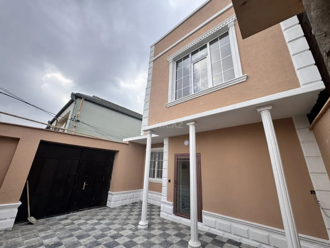 Satılır 4 otaqlı həyət evi 140 m²