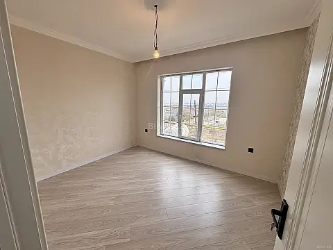 Satılır 4 otaqlı həyət evi 140 m²