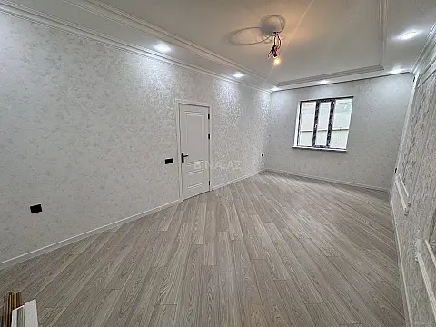 Satılır 4 otaqlı həyət evi 140 m²