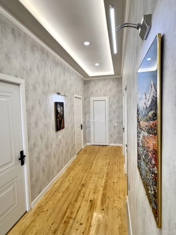 Satılır 4 otaqlı həyət evi 100 m²