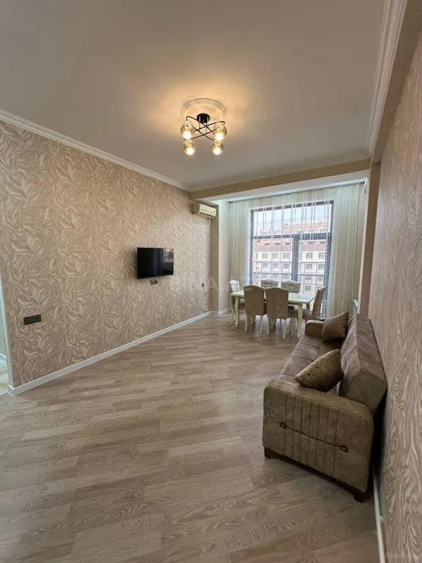 Kirayə verilir 2 otaqlı mənzil 51 m²