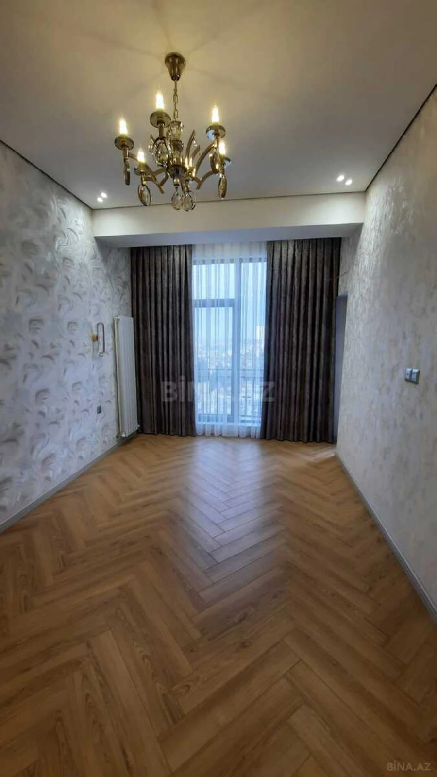 Satılır 2 otaqlı mənzil 71 m²