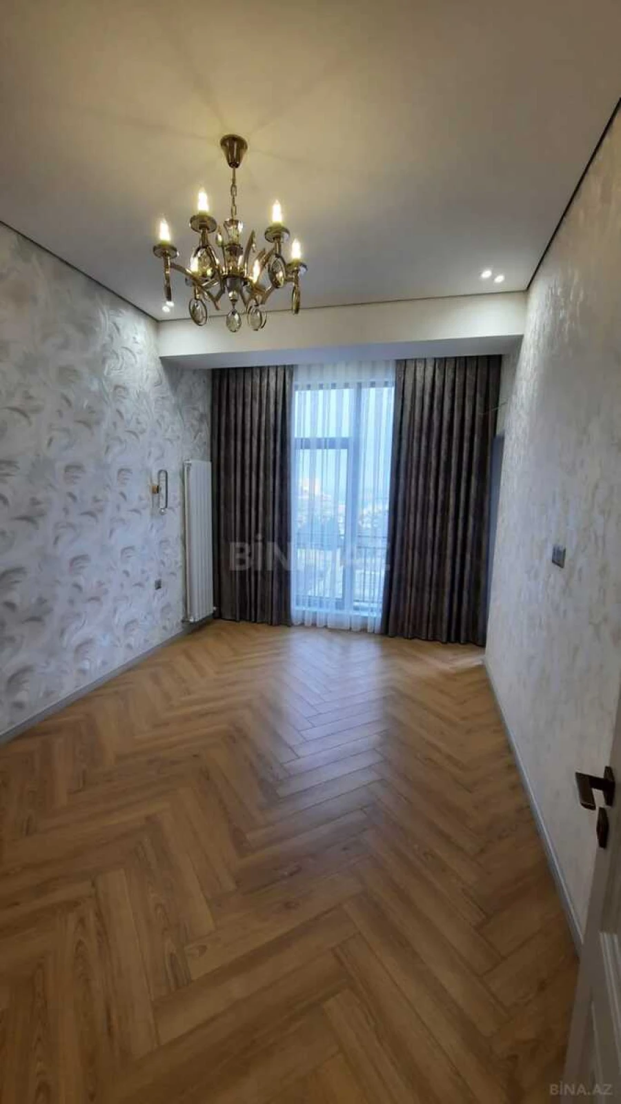 Satılır 2 otaqlı mənzil 71 m²