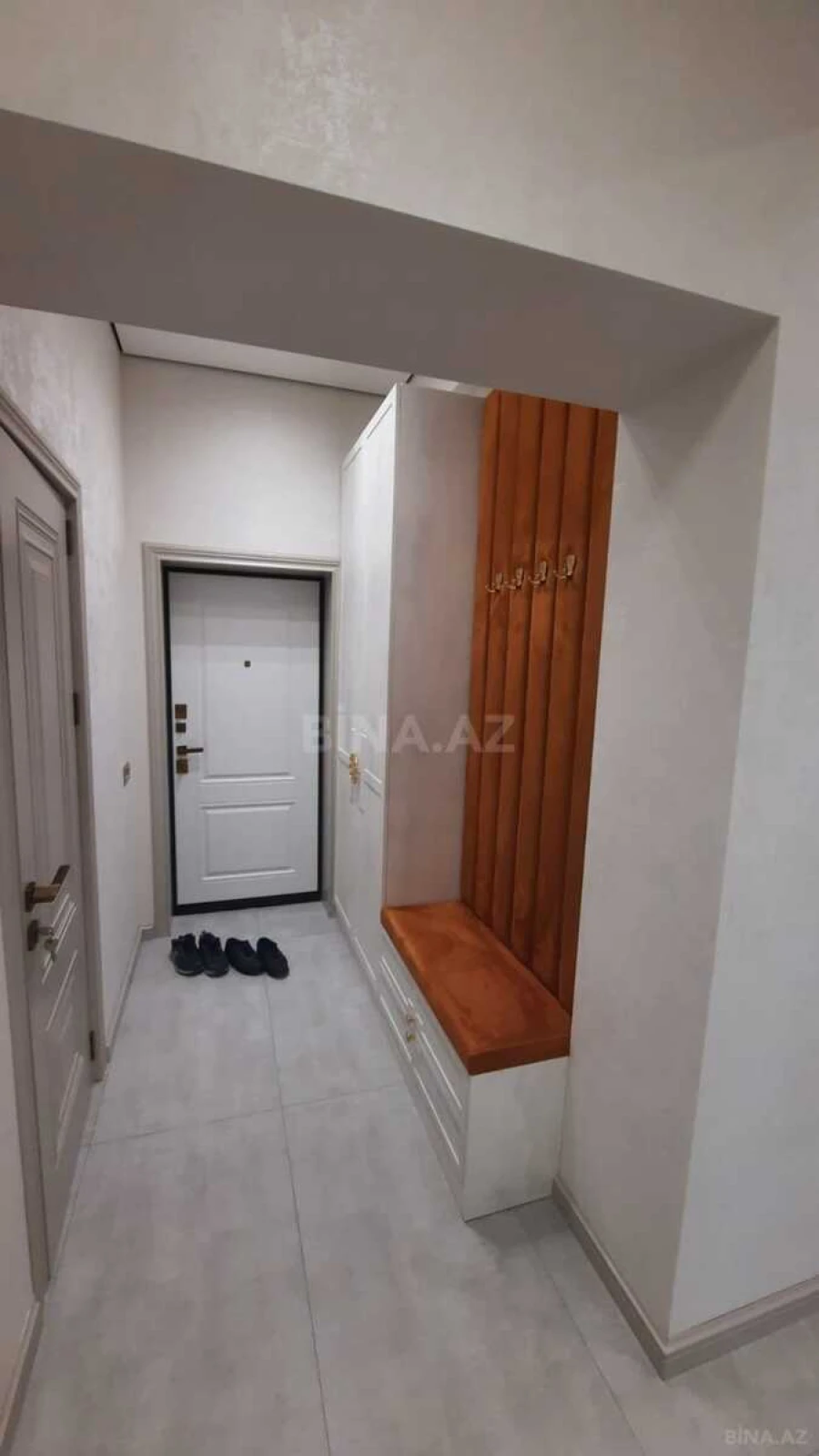 Satılır 2 otaqlı mənzil 71 m²