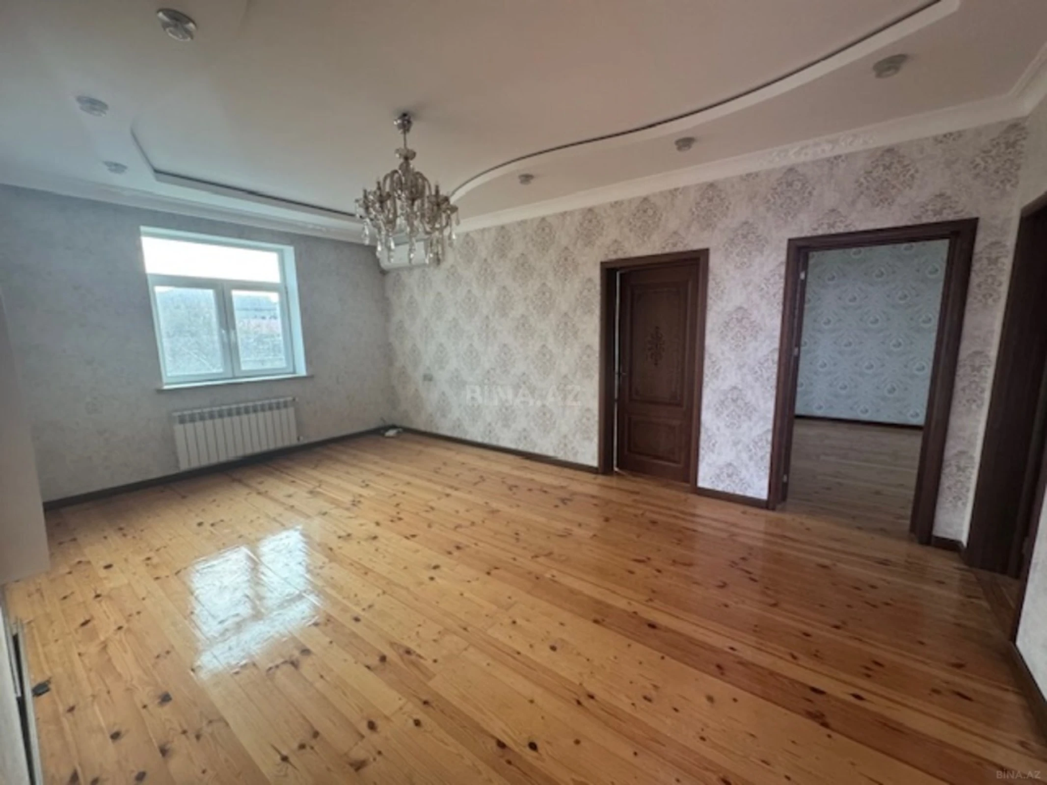 Satılır 4 otaqlı həyət evi 220 m²