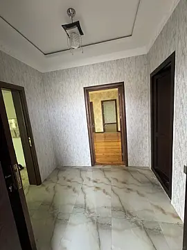 Satılır 4 otaqlı həyət evi 220 m²