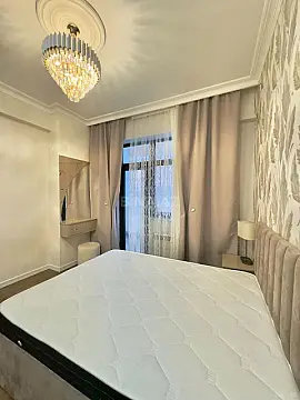 Satılır 2 otaqlı mənzil 66 m²