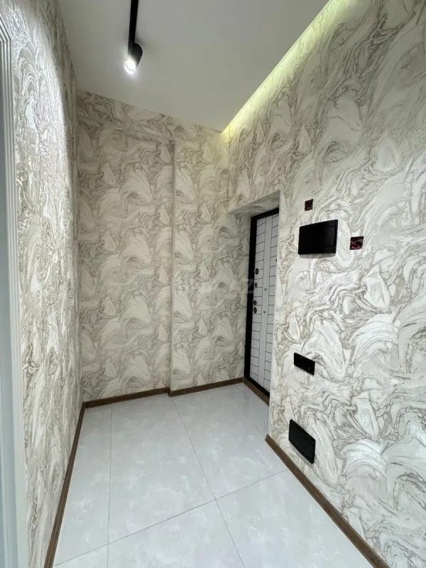 Satılır 2 otaqlı mənzil 56 m²