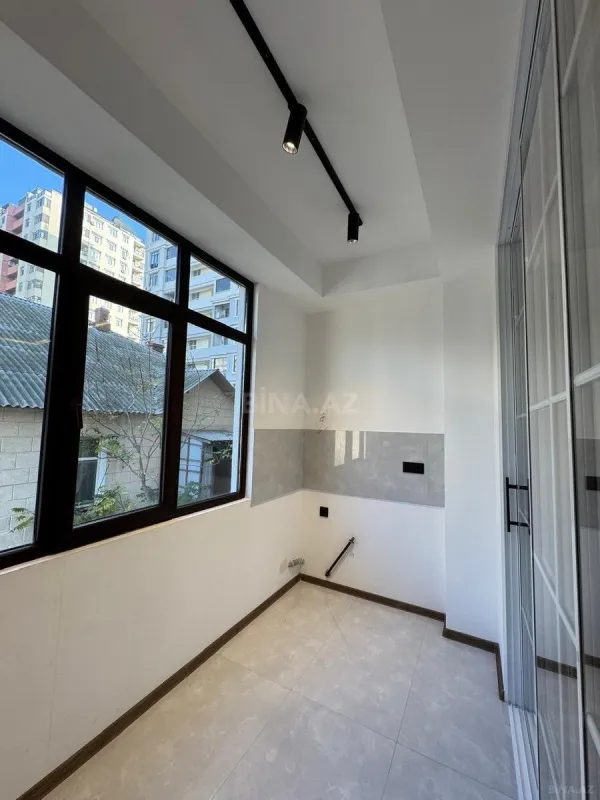 Satılır 2 otaqlı mənzil 56 m²
