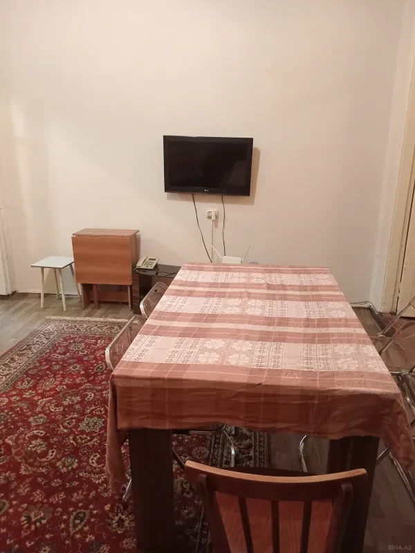 Kirayə verilir 2 otaqlı həyət evi 48 m²