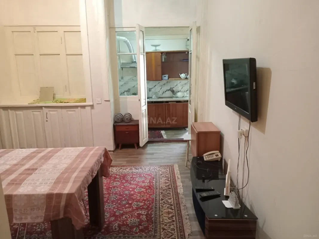 Kirayə verilir 2 otaqlı həyət evi 48 m²