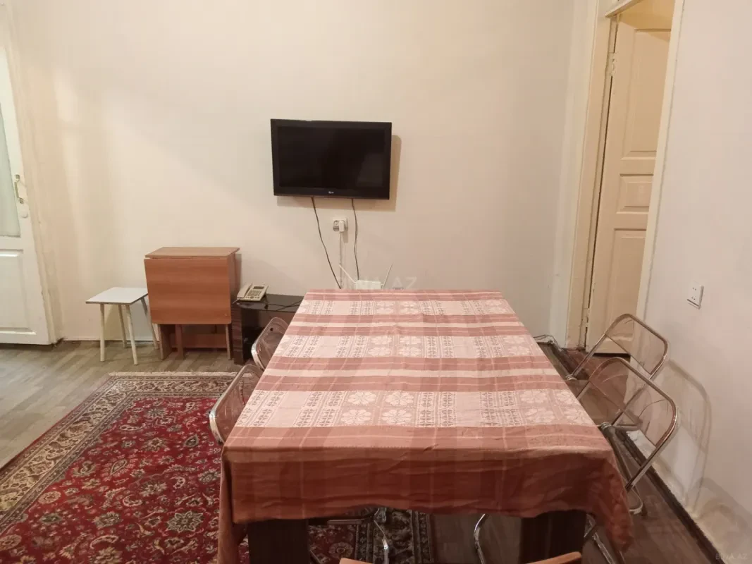 Kirayə verilir 2 otaqlı həyət evi 48 m²