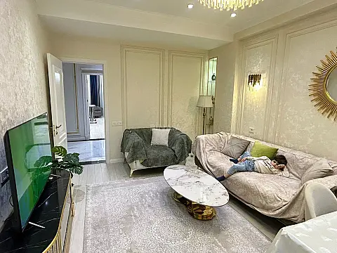 Kirayə verilir 3 otaqlı mənzil 100 m²
