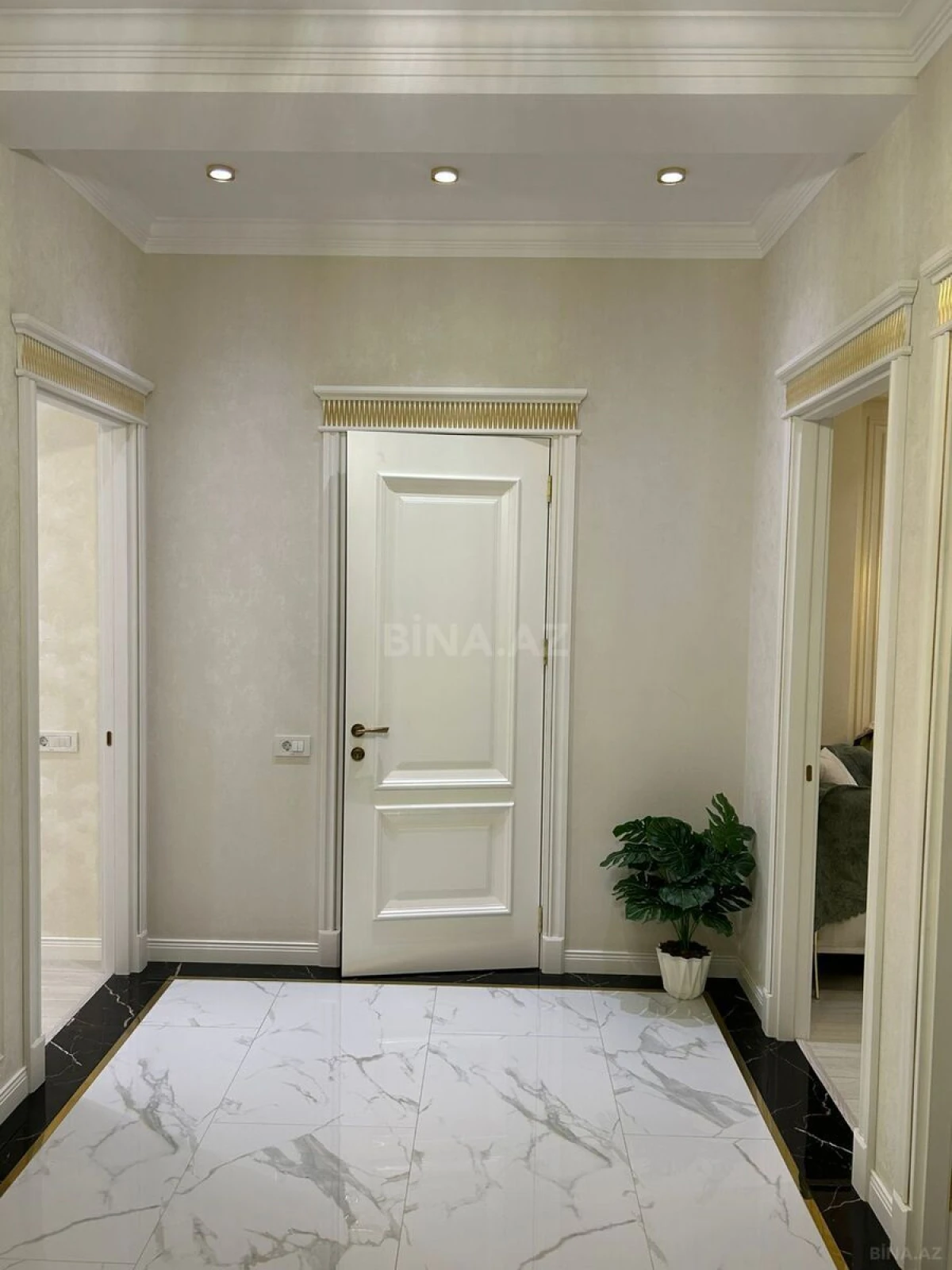 Kirayə verilir 3 otaqlı mənzil 100 m²