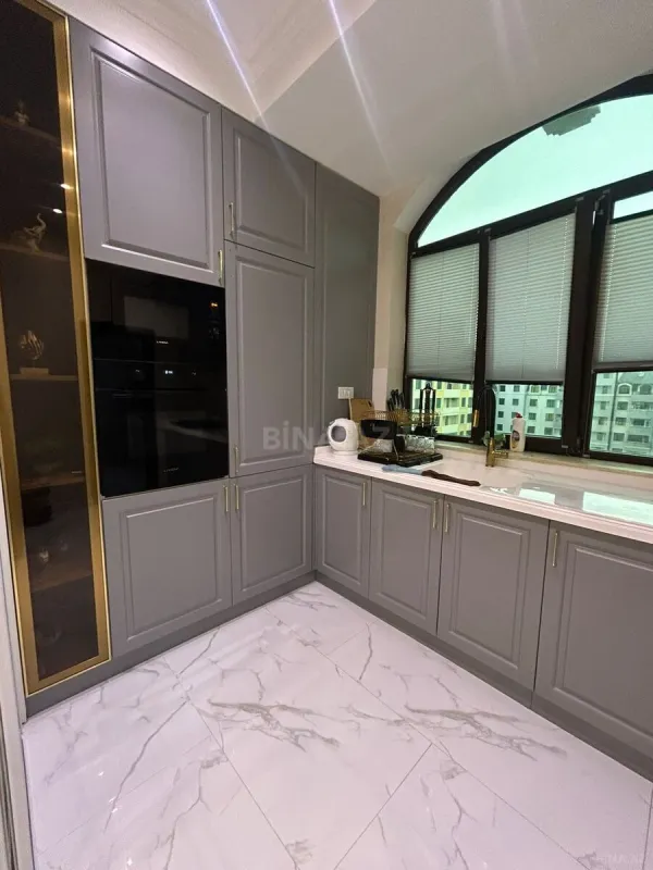 Kirayə verilir 3 otaqlı mənzil 100 m²