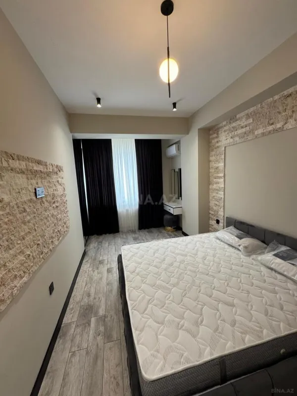 Kirayə verilir 3 otaqlı mənzil 132 m²