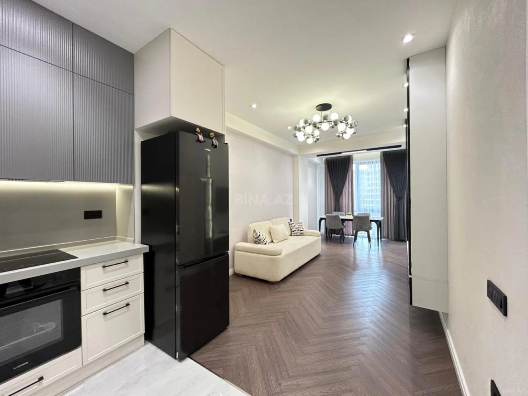 Satılır 2 otaqlı mənzil 60 m²