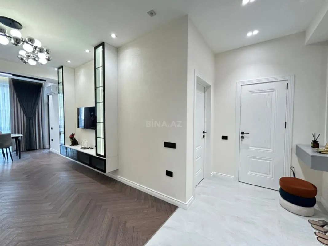 Satılır 2 otaqlı mənzil 60 m²