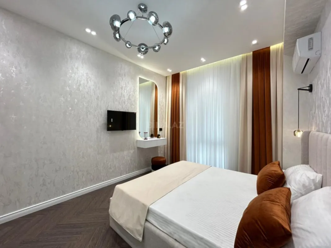 Satılır 2 otaqlı mənzil 60 m²