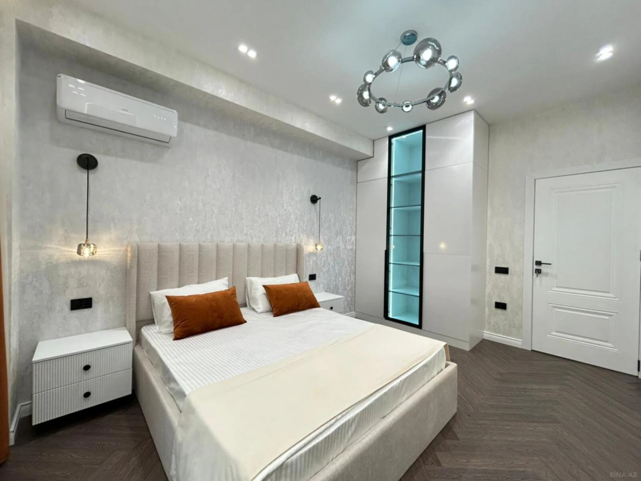 Satılır 2 otaqlı mənzil 60 m²