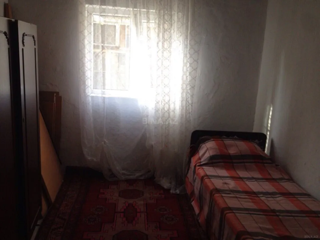 Kirayə verilir 4 otaqlı mənzil 110 m²