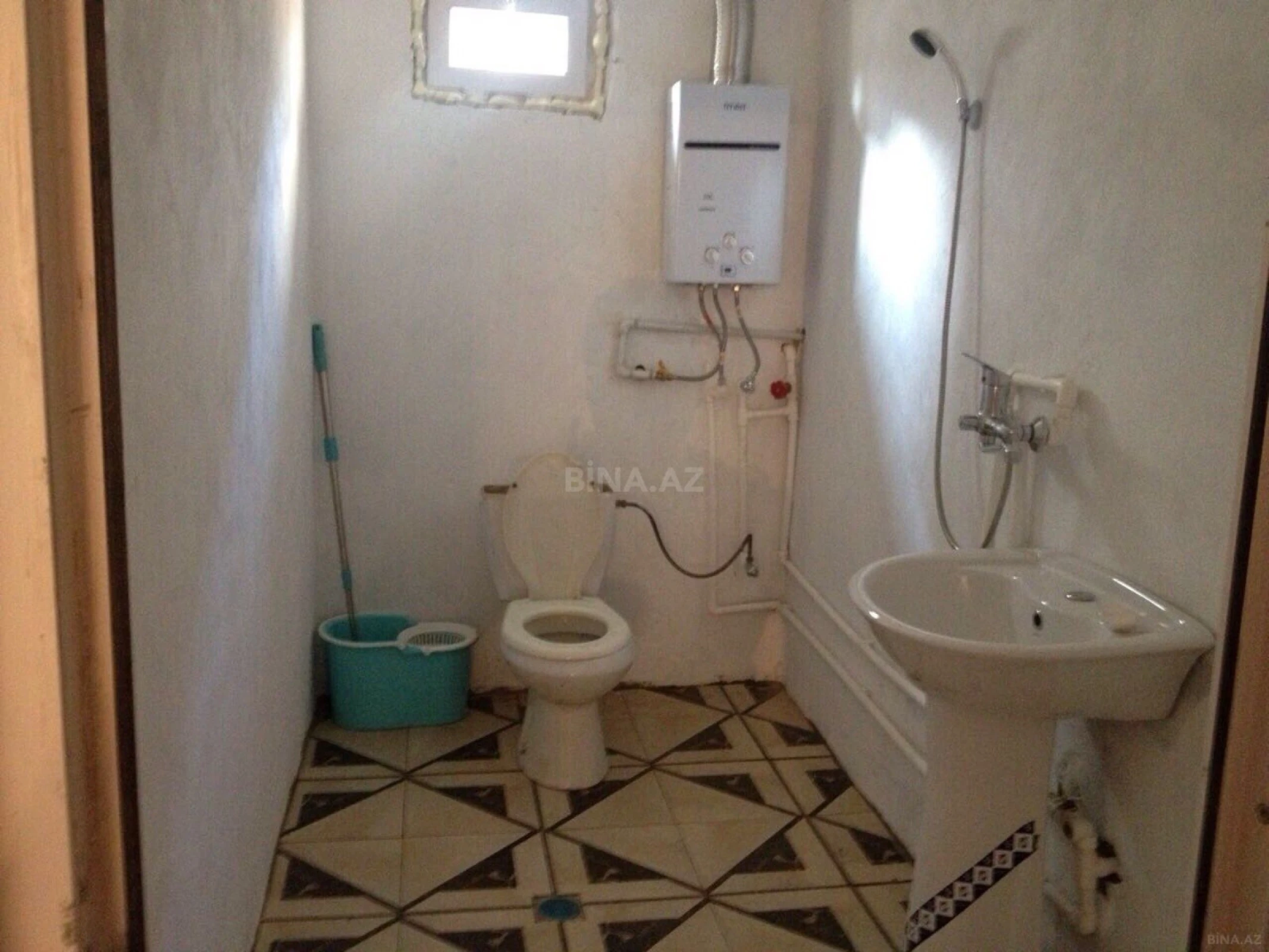 Kirayə verilir 4 otaqlı mənzil 110 m²