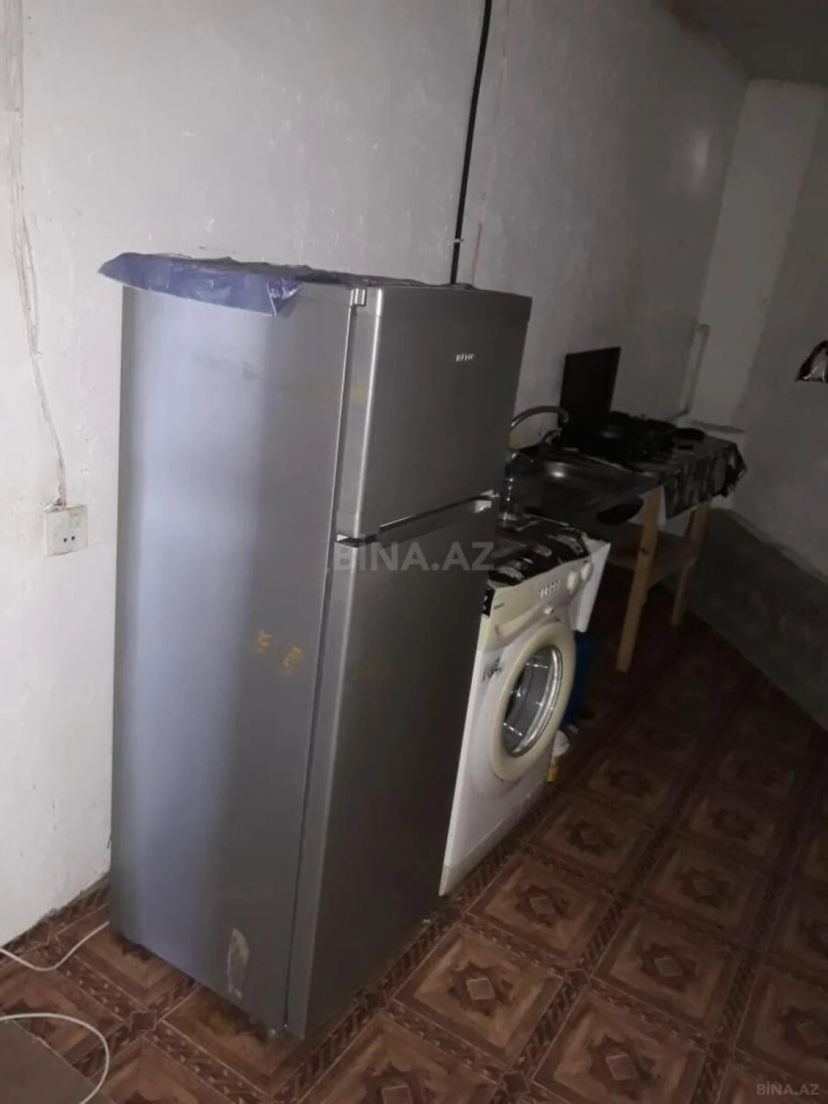 Kirayə verilir 4 otaqlı mənzil 110 m²