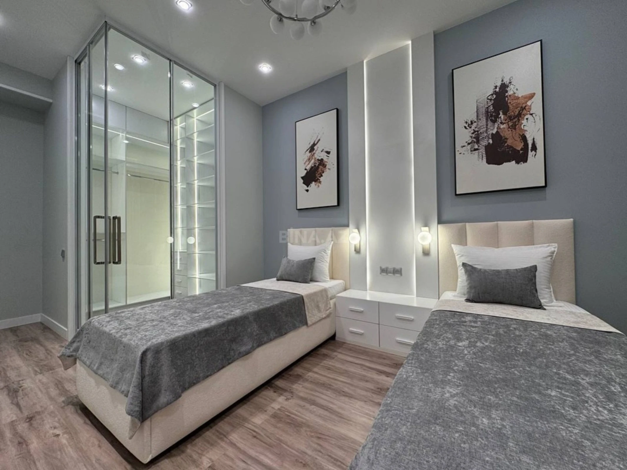 Kirayə verilir 4 otaqlı mənzil 180 m²