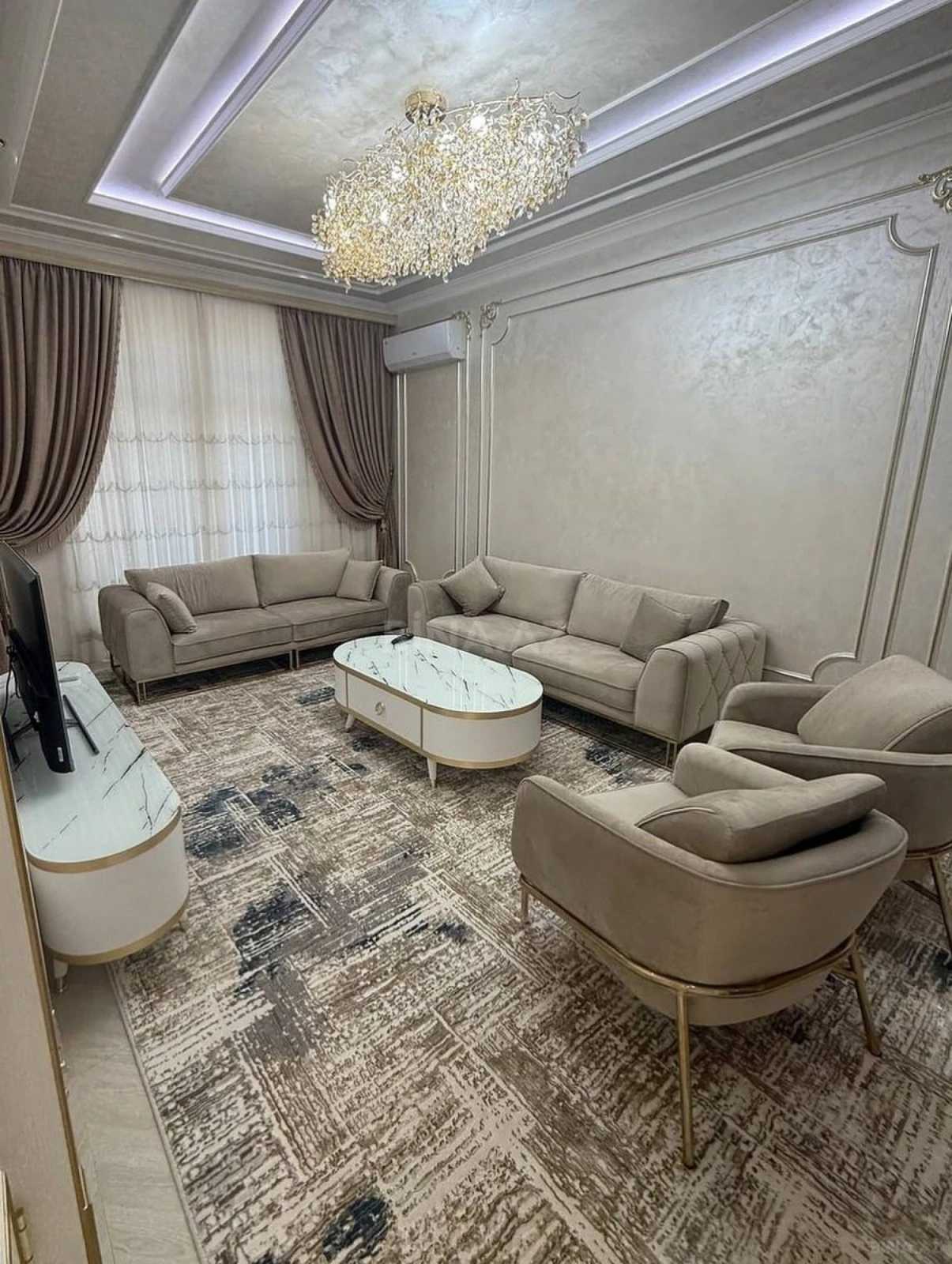 Kirayə verilir 3 otaqlı mənzil 110 m²