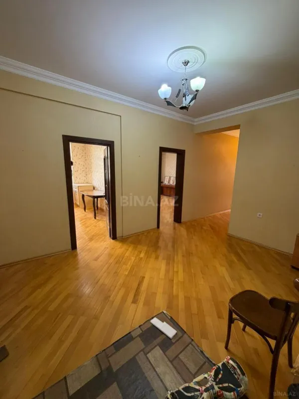 Satılır 3 otaqlı mənzil 120 m²
